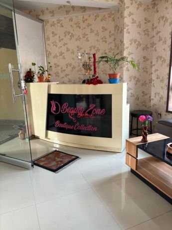 beauty-parlor-boutique-shop-for-sale-at-maitidevi-kathmandu-big-1