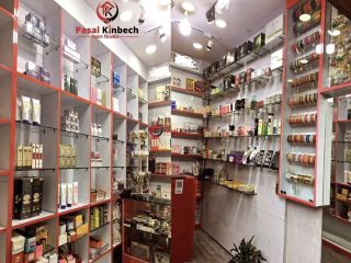 cosmetic-shop-on-sale