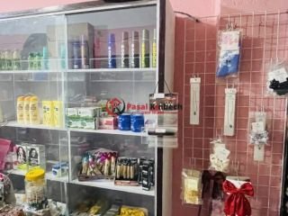 cosmetics-shop