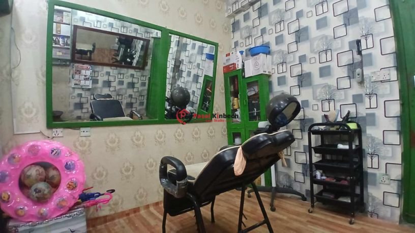 cosmetic-beauty-parlour-for-sale-at-boudha-kathmandu-big-4
